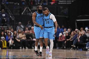 船記：哈登對(duì)鮑威爾數(shù)據(jù)有正面影響 但比爾&哈登存在球權(quán)分配問題