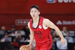 組織有功底！河村勇輝9中4得到9分3板6助2搶斷