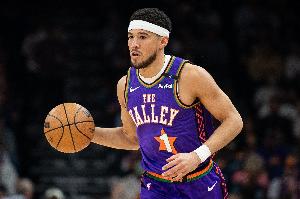 隊記：布克對球隊的建隊方向很認同 他直接參與了組建陣容的過程