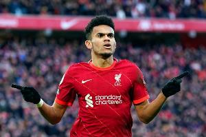 法爾克：拜仁求購迪亞斯需8000萬歐，追求沃爾特馬德需6500萬歐