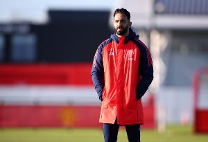 曼聯(lián)年鑒發(fā)布 阿莫林：看到曼聯(lián)的神奇和特別，球隊(duì)要回應(yīng)有位置