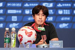 記者：徐正源現(xiàn)年薪稅后170萬美元，進亞冠續(xù)約三年也沒要求漲薪