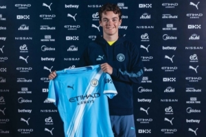 尼潘：在世一帥瓜迪奧拉手下必定讓我更強大，很高興加入曼城