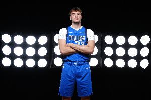 獨(dú)行俠夏聯(lián)主帥：弗拉格已展現(xiàn)了自己能力 他的職業(yè)態(tài)度非常出色