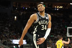 帕金斯：字母哥清楚球隊(duì)內(nèi)部發(fā)生的每一件事 每個決定都得他同意