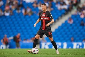 記者：桑德蘭、費(fèi)內(nèi)巴切與扎卡接洽，但球員現(xiàn)在傾向于留隊(duì)