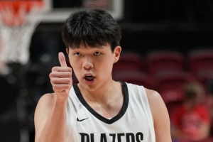 阿里納斯：不知他們?yōu)楹五e(cuò)過(guò)約基奇 但你絕不想讓楊瀚森掉到次輪