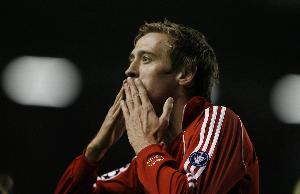 高佬射手！利物浦官方：20年前的今天，克勞奇加盟球隊(duì)