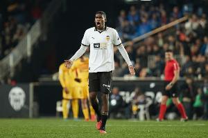 記者：莫斯克拉轉(zhuǎn)會(huì)阿森納的所有文件已經(jīng)完成，現(xiàn)在只等待簽字