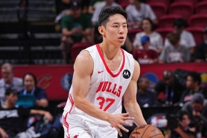 媒體人：河村與公牛簽下雙向合同 亞洲杯就見不到他了！