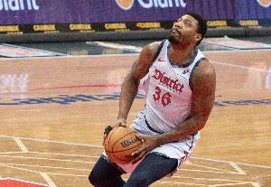 你覺得值不值??？湖人為簽下斯瑪特先后裁掉了米爾頓&古德溫