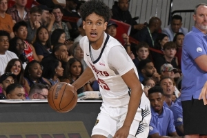 夏聯(lián)場(chǎng)均3.8助！Shams：掘金與落選秀后衛(wèi)柯蒂斯-瓊斯簽雙向合同