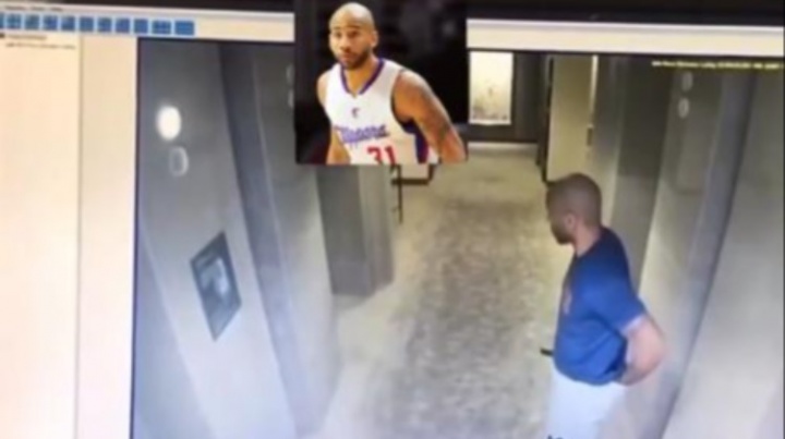 ??勁大味濃！鄧臺-瓊斯摳屁眼??聞聞后抹在了墻上