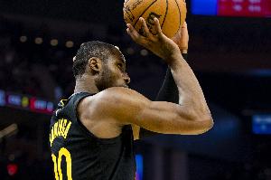 16位高管給庫明加出價：最低1700萬??最高5年1.25億??