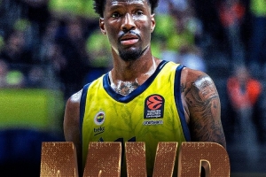 太陽(yáng)介紹新援海斯-戴維斯：歐洲籃球聯(lián)賽最終四強(qiáng)MVP&單場(chǎng)得分王