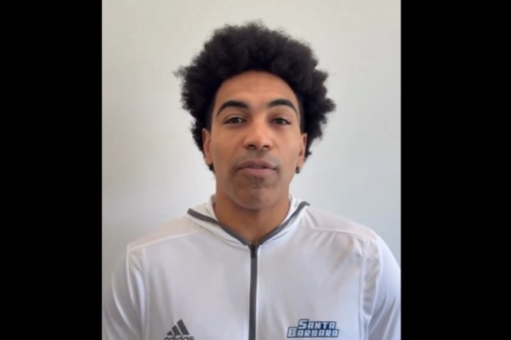 ??不是哥們你誰？？？文森特把胡子剃光了 這誰能認(rèn)識(shí)??？