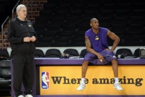 里奇蒙德：科比發(fā)自內(nèi)心熱愛籃球 屬于不給錢也會在公園打球的人