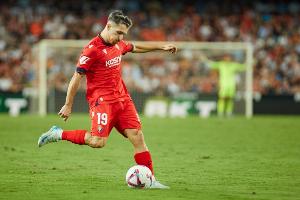 記者：拜仁同時(shí)和塞爾塔、伯恩茅斯、波爾圖等4隊(duì)談薩拉戈薩轉(zhuǎn)會(huì)