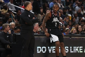 家底厚！范?？巳麪枺嚎齑猩疃攘?他們可以輪休小卡&保羅