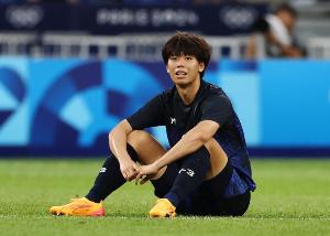 步子邁太大？高井幸大仍未適應熱刺訓練強度，連續(xù)無緣熱身賽名單