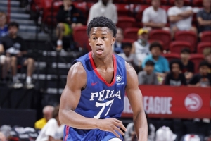 進(jìn)NBA最想跟誰(shuí)交手？埃奇庫(kù)姆：世界上的每個(gè)孩子都會(huì)說(shuō)詹姆斯