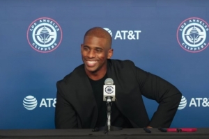 ??保羅：簽快船后在家總是開心得蹦蹦跳跳 老婆孩子都煩我了