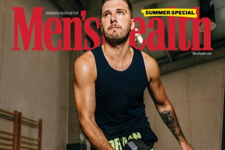 靠塑形登上雜志封面！大家來預(yù)測一波東契奇新賽季的數(shù)據(jù)&榮譽(yù)吧~