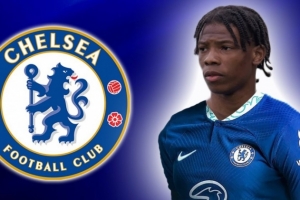 一線隊(duì)0出場(chǎng)！記者：切爾西19歲左后衛(wèi)S-史密斯800萬(wàn)歐轉(zhuǎn)會(huì)白堡