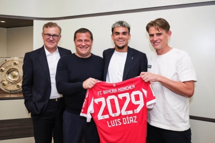 拜仁官網(wǎng)發(fā)布埃貝爾、弗羅因德采訪：簽下迪亞斯是團(tuán)隊(duì)合作的成果