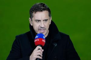 內(nèi)維爾：曼聯(lián)復(fù)興比搞好經(jīng)濟(jì)更具挑戰(zhàn)性，目前球隊(duì)還需要繼續(xù)引援