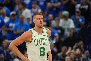 波津：我一直是那種能融入任何體系的球員 現(xiàn)在變得更高效了