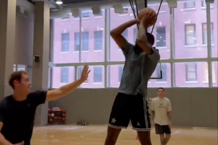 ??這怎么防？訓練師曬杜蘭特最新視頻：防守者的夢魘！