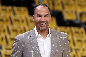 俠媒痛批哈里森送走東契奇：這個愛撒謊的騙子一開始就想這么做