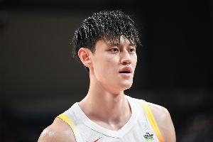 霍楠：恭喜曾凡博簽約籃網(wǎng) 中國籃球算不算人才井噴了呢？