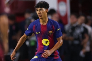 阿斯：巴薩小將德羅新賽季將頻繁跟一線隊(duì)訓(xùn)練，球隊(duì)很看重他