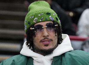 為何放棄籃球玩說唱？??二球：月薪3000美金 能干個啥？