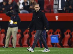 每體：弗里克將帶青訓(xùn)球員備戰(zhàn)甘伯杯，然后篩選留在一線隊的球員