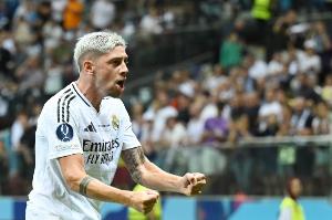 巴爾韋德：為成為皇馬隊(duì)長(zhǎng)之一而自豪，今年將向所有冠軍發(fā)起沖擊