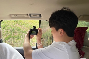 嗑死我了??楊瀚森曬照宣布出發(fā)??女友現(xiàn)身評論區(qū)：一路平安?