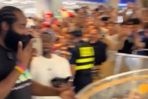 媒體人：哈登中國(guó)行圓滿結(jié)束 杰倫-威廉姆斯下周見(jiàn)??