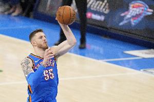 2850萬！美記：雷霆明夏不太可能執(zhí)行哈滕球隊選項 金額太高了