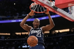 媒體人：凱-瓊斯在一支成熟球隊(duì)沒作用 而且防守屬性不行