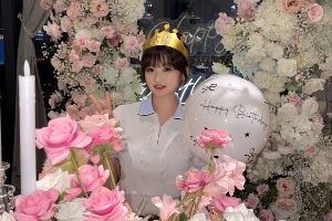 ??楊瀚森女友曬照慶23歲生日??網(wǎng)友從窗戶剪影抓到小楊