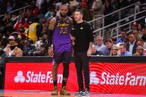 斯瑪特認為主帥球商被低估！湖媒反駁：雷迪克的球商沒啥可稱贊的