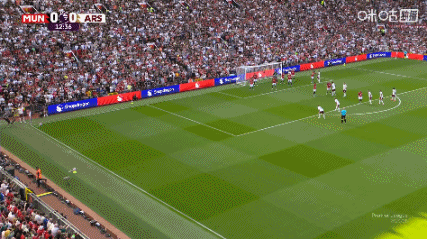 丟球誰(shuí)的鍋？曼聯(lián)跟隊(duì)記者：巴因德?tīng)栐俅畏稿e(cuò)，絲毫沒(méi)有力量可言