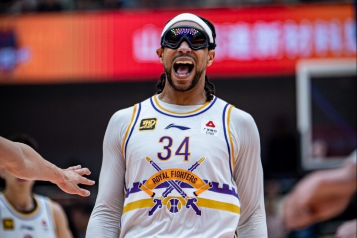 直播吧：廣東和遼寧都報(bào)價(jià)了前北控大外薩林杰