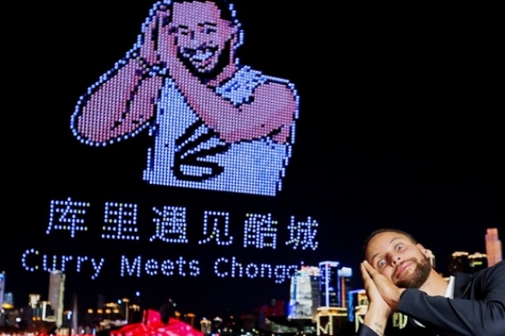 庫(kù)里發(fā)推回顧重慶首日：重慶你燃爆全場(chǎng)??這趟旅程注定讓人難忘