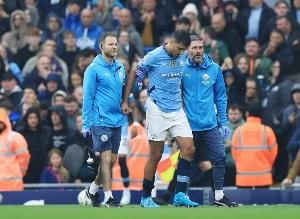 世體：皇馬考慮引進(jìn)羅德里，但是否應(yīng)該簽下他引發(fā)了球隊(duì)內(nèi)部討論