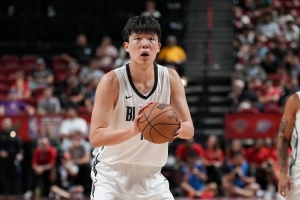 隊(duì)記：楊瀚森小腿和姚明一樣強(qiáng)壯&下肢力量夠 但整體力量需提升