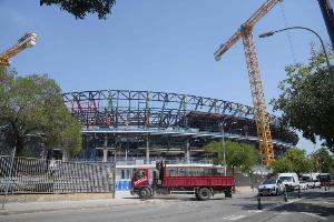 每體：巴薩考慮和瓦倫西亞互換西甲主客場，或借用赫羅納主場比賽